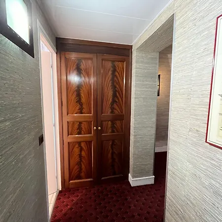 Delavigne 3* París