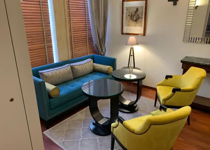 デラヴィーニュ ホテル 3*