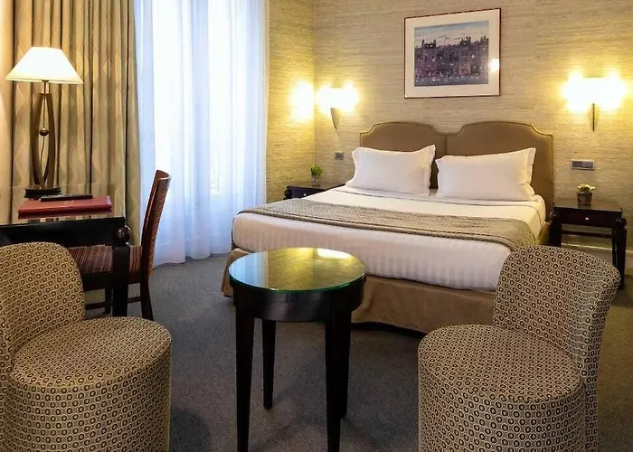 デラヴィーニュ ホテル 3*