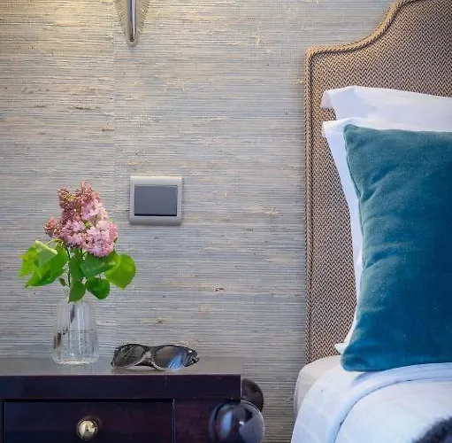 デラヴィーニュ ホテル 3*