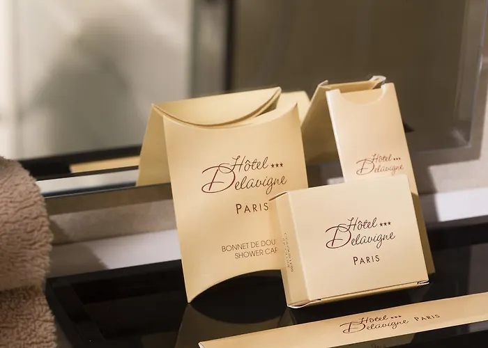 ホテル デラヴィーニュ パリ